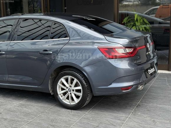 'Otobox' Renault Megane 1.5 DCI Icon