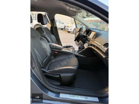 RENAULT MEGANE 1.5 DCİ İCON OTOMATİK 173 BİN KM DE