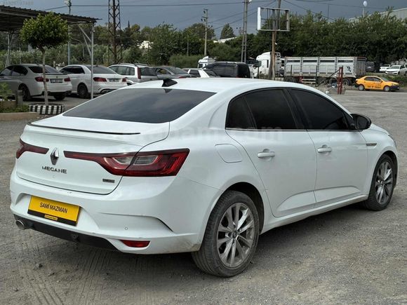 SAMİ MAZMAN'DAN 2017 MEGANE İCON PAKET DÜŞÜK KM