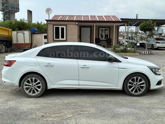SAMİ MAZMAN'DAN 2017 MEGANE İCON PAKET DÜŞÜK KM