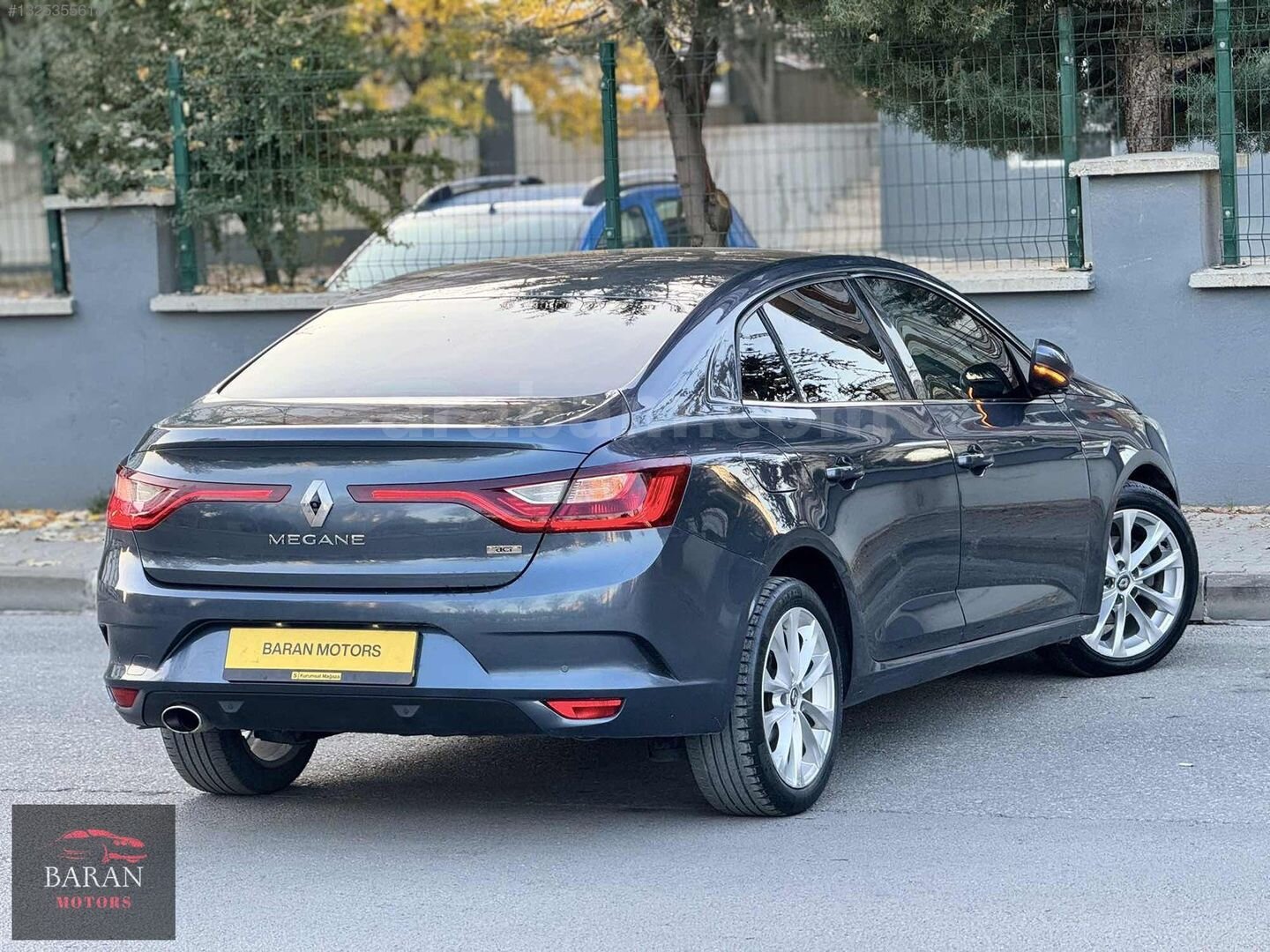 Galeriden Renault Megane 1.5 dCi Icon 2017 Model Gaziantep 213.000 km Füme 7