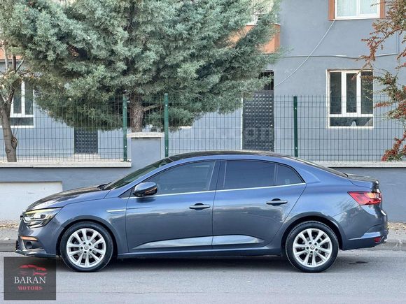 2017 RENAULT MEGAN 4 İCON HATASIZ BOYASIZ 213'KM