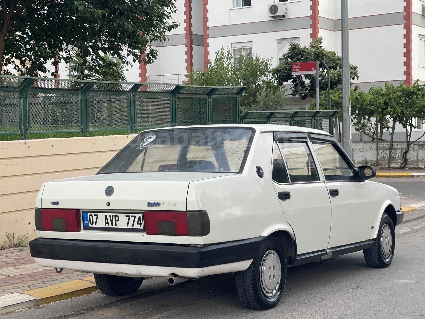 Galeriden Tofaş Şahin 5 Vites 1989 Model Antalya 200.000 km Beyaz 4