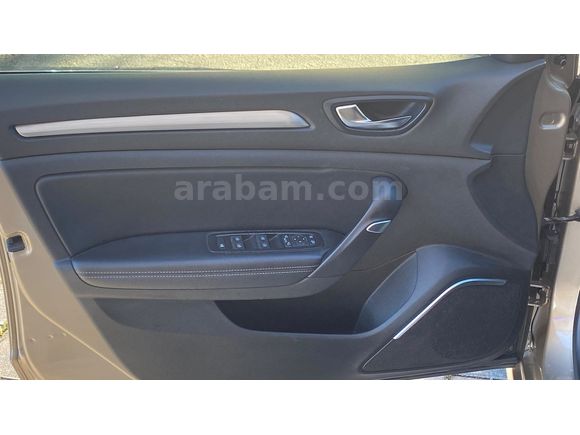 2017 MEGANE 1.5 DCI ICON EDC 142 BİN KM FULL DONANM MASAJ KOLTUK