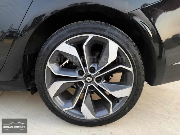 Doğan Motors'tan Head-Up, Cam Tavan, Masajlı Icon Plus
