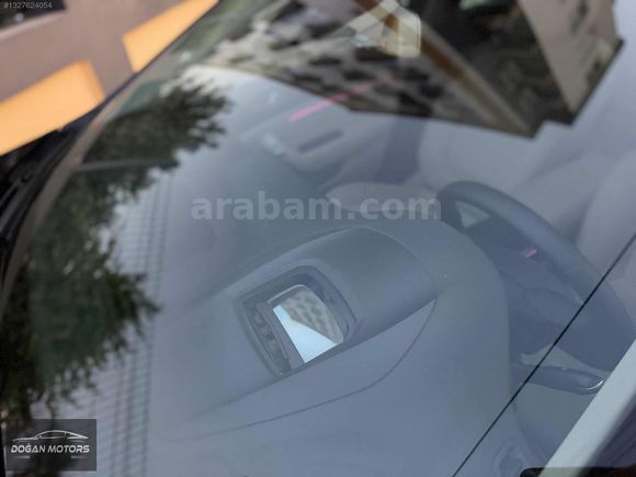 Doğan Motors'tan Head-Up, Cam Tavan, Masajlı Icon Plus