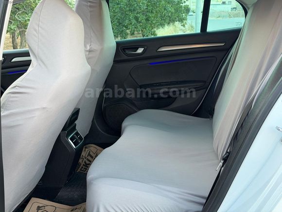 YAMAN DAN HATASİZ MEGANE 4 CAM TAVANLI