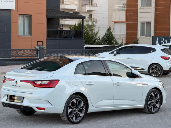 YAMAN DAN HATASİZ MEGANE 4 CAM TAVANLI