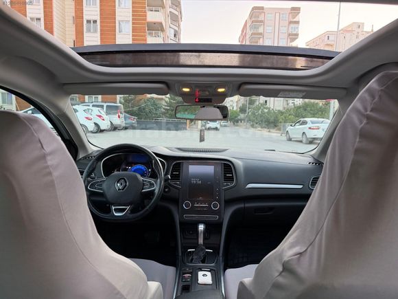 YAMAN DAN HATASİZ MEGANE 4 CAM TAVANLI