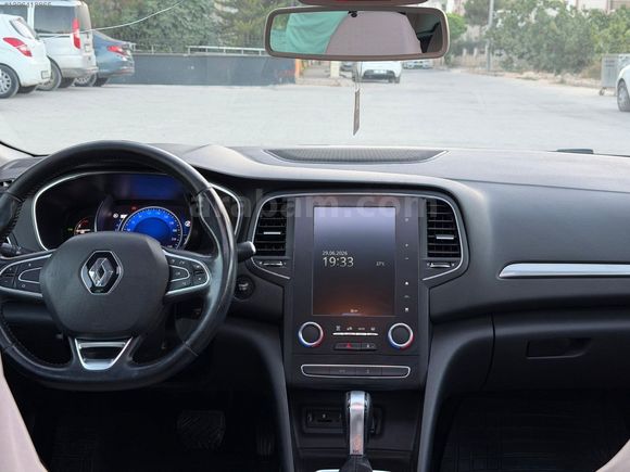 YAMAN DAN HATASİZ MEGANE 4 CAM TAVANLI
