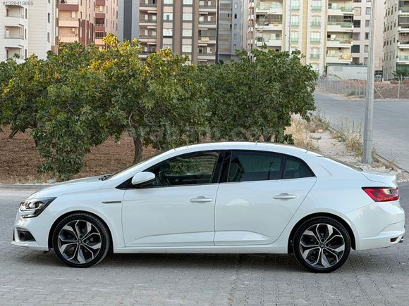 YAMAN DAN HATASİZ MEGANE 4 CAM TAVANLI