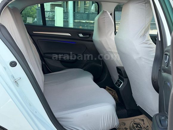 YAMAN DAN HATASİZ MEGANE 4 CAM TAVANLI