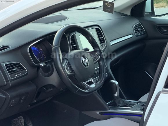 YAMAN DAN HATASİZ MEGANE 4 CAM TAVANLI