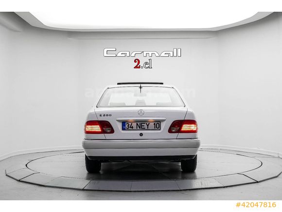 CarMall Otomotiv'den EMSALSİZ temizlikte E200 Elegance