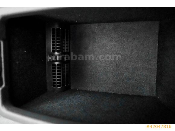 CarMall Otomotiv'den EMSALSİZ temizlikte E200 Elegance