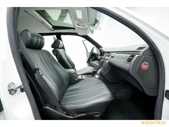 CarMall Otomotiv'den EMSALSİZ temizlikte E200 Elegance
