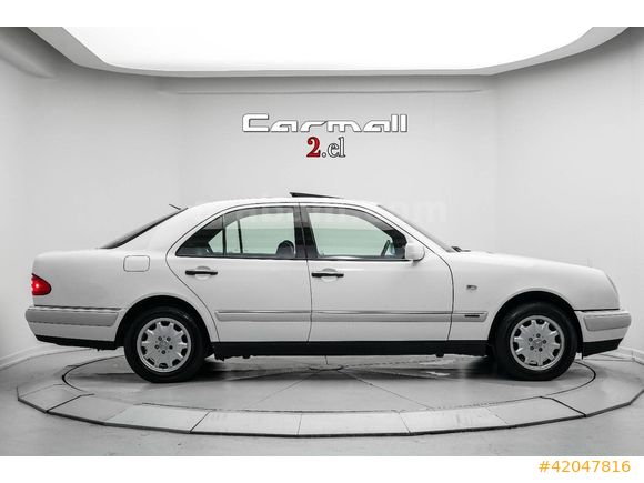 CarMall Otomotiv'den EMSALSİZ temizlikte E200 Elegance