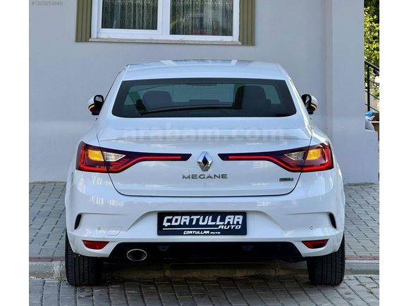 ÇORTULLAR AUTO DAN HATASIZ MEGANE 4 ICON