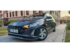 2025 MODEL HYUNDAI İ 20 JUMP 13 BİNDE HATASIZ BOYASIZ HASAR KAYITSIZ GSR Lİ OTOMATİK.