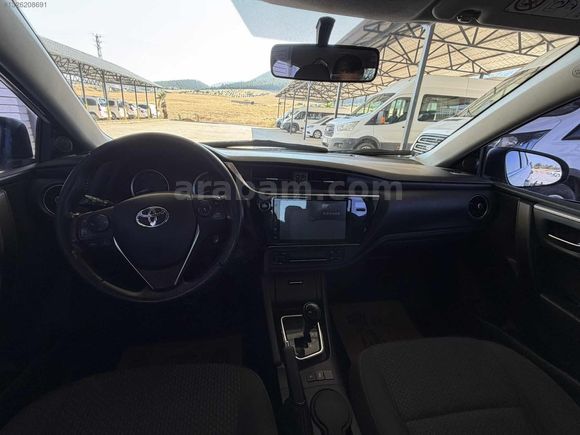 2017 MODEL TOYATO COROLLA 1.4 DİZEL TOUCH OTOMATİK