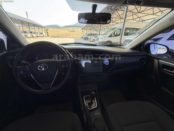 2017 MODEL TOYATO COROLLA 1.4 DİZEL TOUCH OTOMATİK
