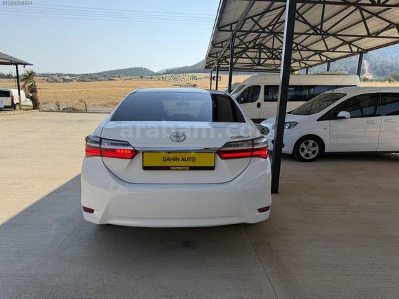 2017 MODEL TOYATO COROLLA 1.4 DİZEL TOUCH OTOMATİK