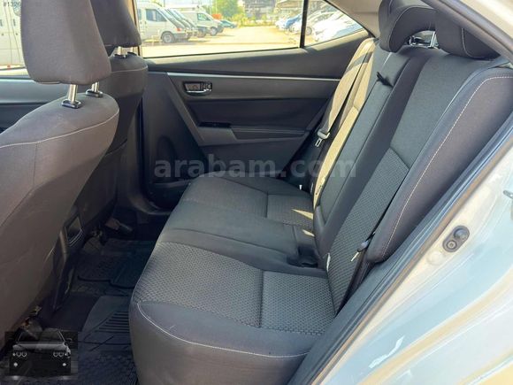 2015 MODEL TOYOTA COROLLA 1.4 4D OTOMATİK VİTES