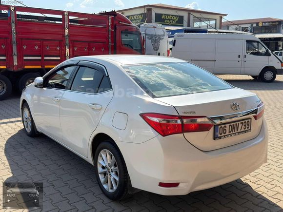 2015 MODEL TOYOTA COROLLA 1.4 4D OTOMATİK VİTES