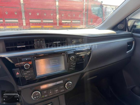 2015 MODEL TOYOTA COROLLA 1.4 4D OTOMATİK VİTES