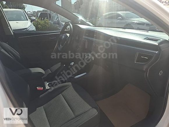 KİA ÖZTOPRAKLARDAN 2015 COROLLA 1.4 D-4D TOUCH OTOMATİK