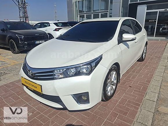 KİA ÖZTOPRAKLARDAN 2015 COROLLA 1.4 D-4D TOUCH OTOMATİK