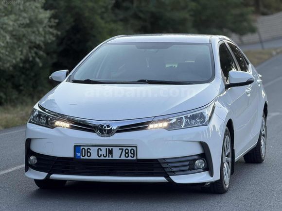 2017 MODEL 243 BİN KM COROLLA TOUCH OTOMATİK MAKYAJLI KASA