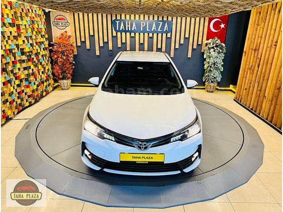 2017 Corolla 1.4 D-4D Touch 90 Hp Led+Geri Görüş ~Taha Plaza~