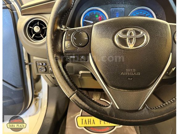 2017 Corolla 1.4 D-4D Touch 90 Hp Led+Geri Görüş ~Taha Plaza~