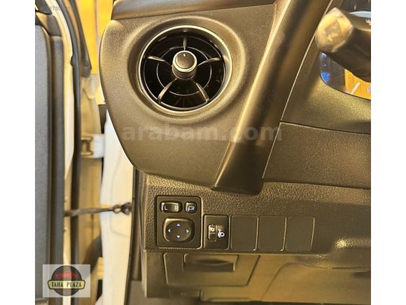 2017 Corolla 1.4 D-4D Touch 90 Hp Led+Geri Görüş ~Taha Plaza~