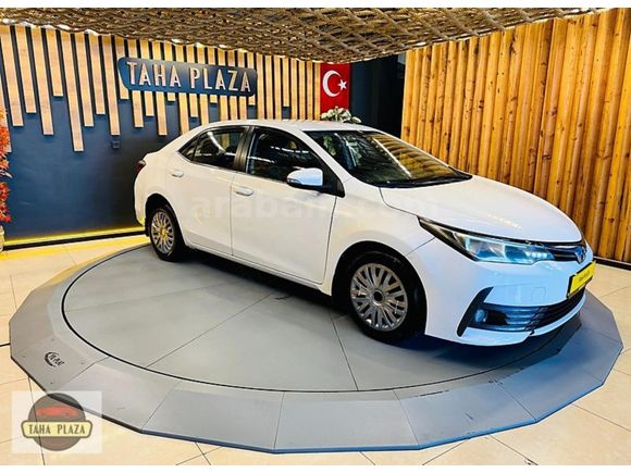 2017 Corolla 1.4 D-4D Touch 90 Hp Led+Geri Görüş ~Taha Plaza~
