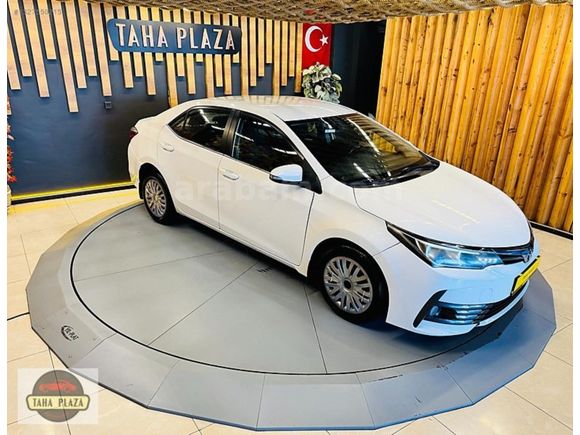 2017 Corolla 1.4 D-4D Touch 90 Hp Led+Geri Görüş ~Taha Plaza~
