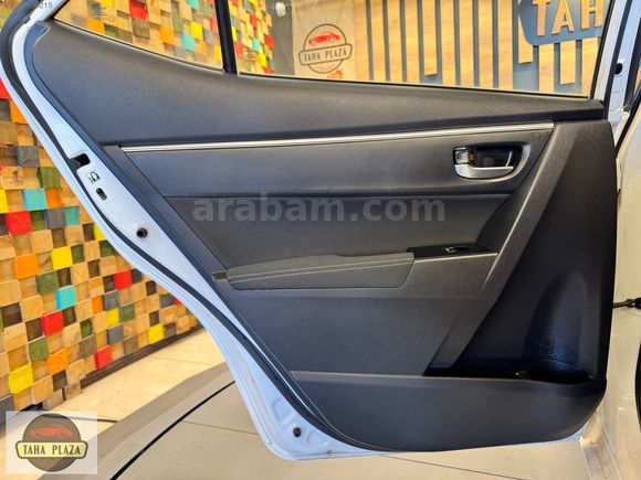 2017 Corolla 1.4 D-4D Touch 90 Hp Led+Geri Görüş ~Taha Plaza~