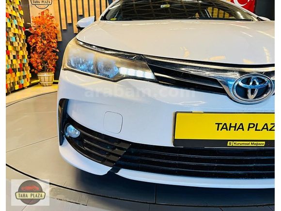 2017 Corolla 1.4 D-4D Touch 90 Hp Led+Geri Görüş ~Taha Plaza~
