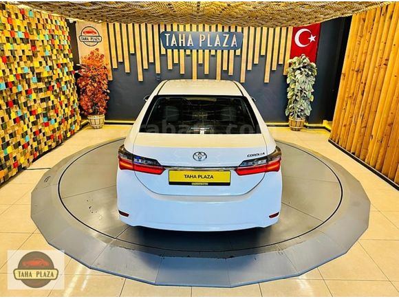 2017 Corolla 1.4 D-4D Touch 90 Hp Led+Geri Görüş ~Taha Plaza~