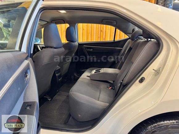 2017 Corolla 1.4 D-4D Touch 90 Hp Led+Geri Görüş ~Taha Plaza~