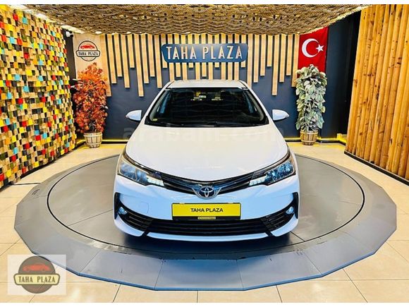 2017 Corolla 1.4 D-4D Touch 90 Hp Led+Geri Görüş ~Taha Plaza~