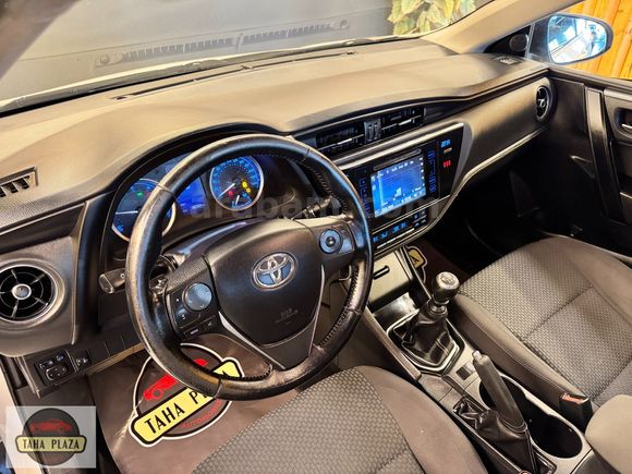 2017 Corolla 1.4 D-4D Touch 90 Hp Led+Geri Görüş ~Taha Plaza~