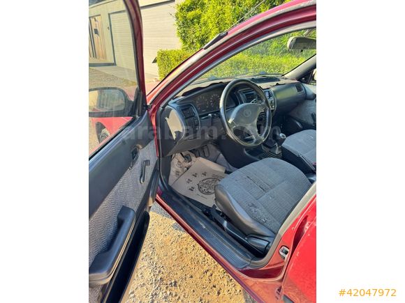 FIRSAT ARACI EFSANE KASA TOYOTA COROLLA 1.3 1994 MODEL