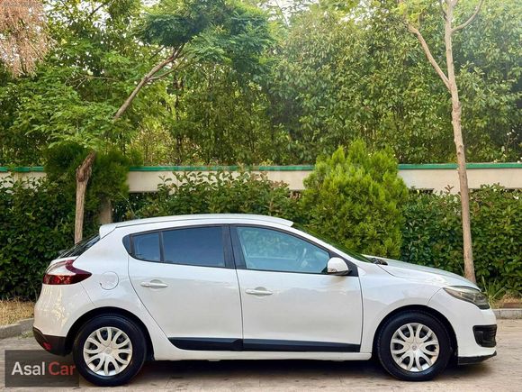 2014 MODEL DİZEL OTOMATİK MASRAFSIZ RENAULT MEGANE III