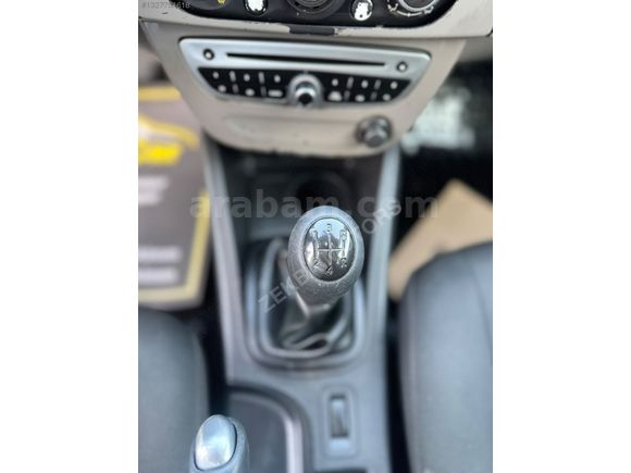 2011 RENAULT MEGANE 3 1.5 DCİ MANUEL
