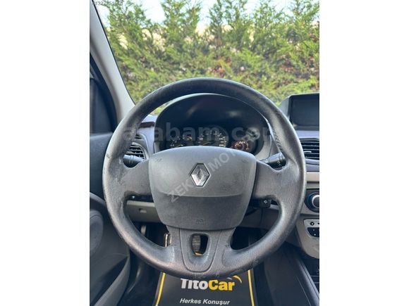 2011 RENAULT MEGANE 3 1.5 DCİ MANUEL