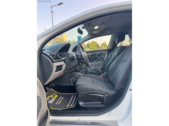 2011 RENAULT MEGANE 3 1.5 DCİ MANUEL