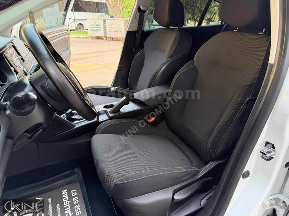 2017 Çıkışlı Renault Megane 1.5 dCi - Joy - Karta 12 Taksit