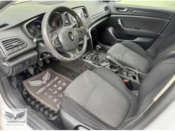 VERO MOTORS 2017 RENAULT MEGANE 1.5 DCİ JOY 151.000 KM